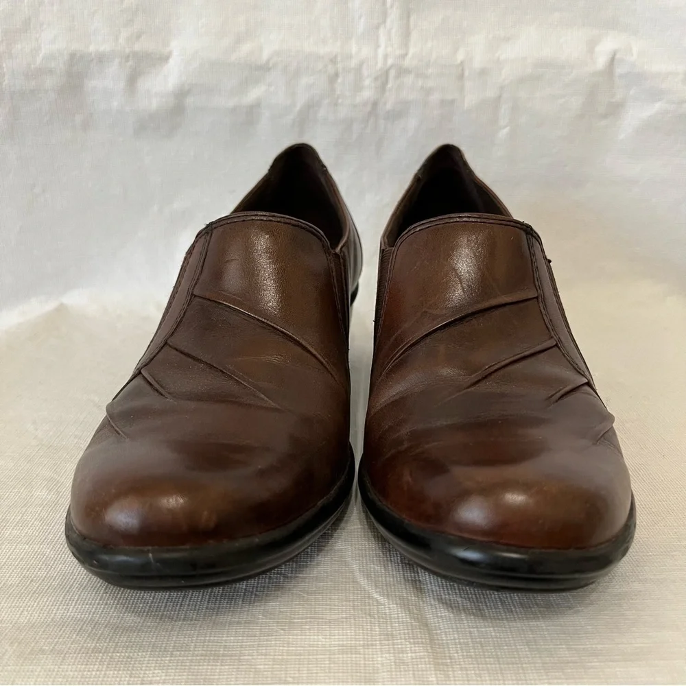 Clarks brown leather
